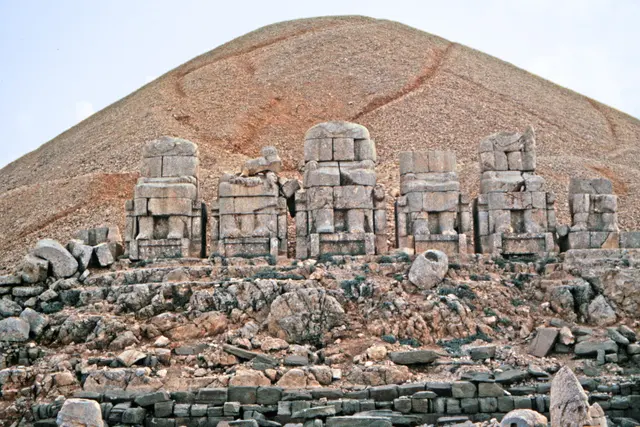 Nemrut Dağı