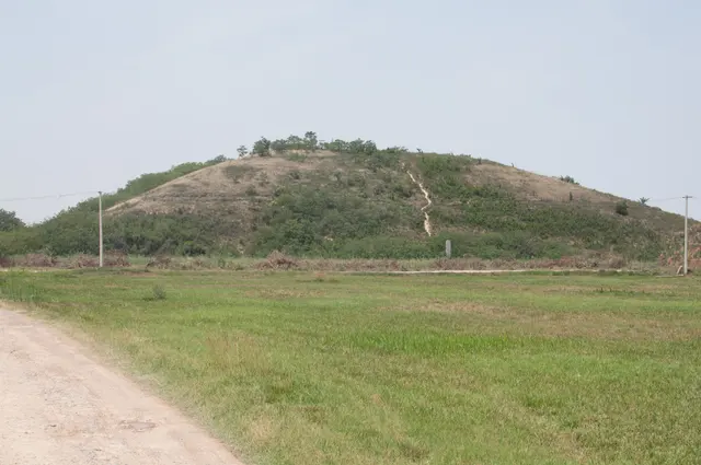 Han Yangling Mausoleum