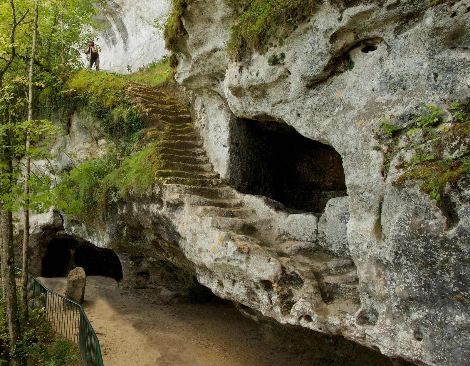 La Roque Saint-Christophe