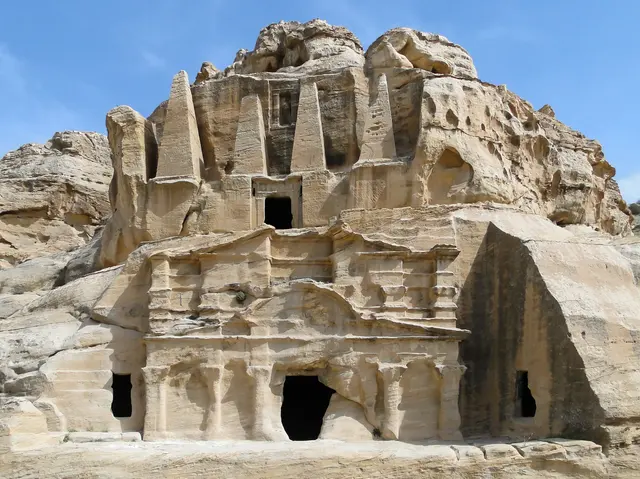Petra Obelisk Tomb and Bab al-Siq Triclinium