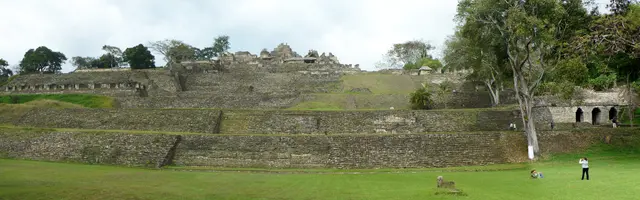 Toniná