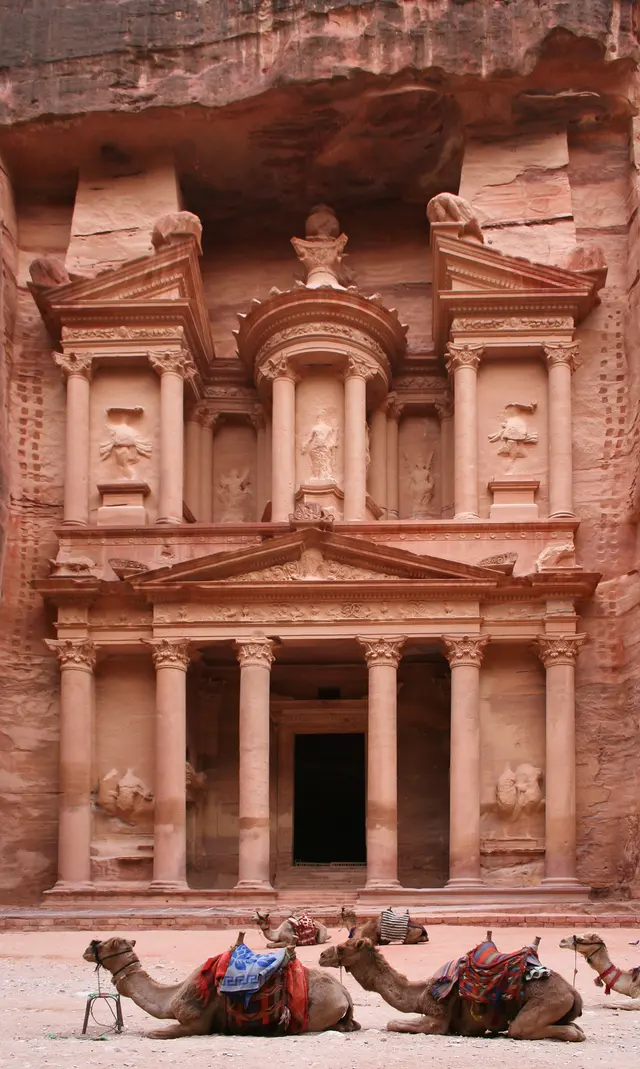Petra Treasury (Al-Khazneh)